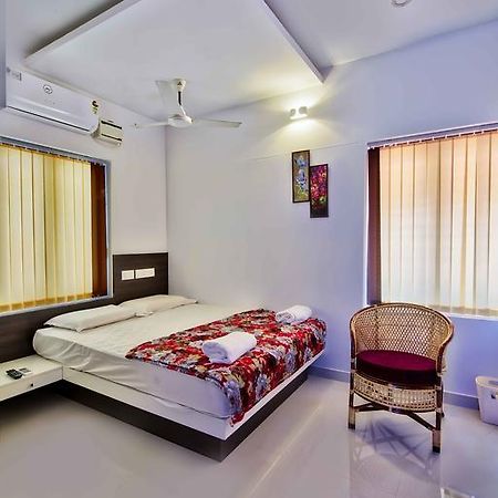 Rams Guest House Near Lulu Mall Thiruvananthapuram Exterior photo